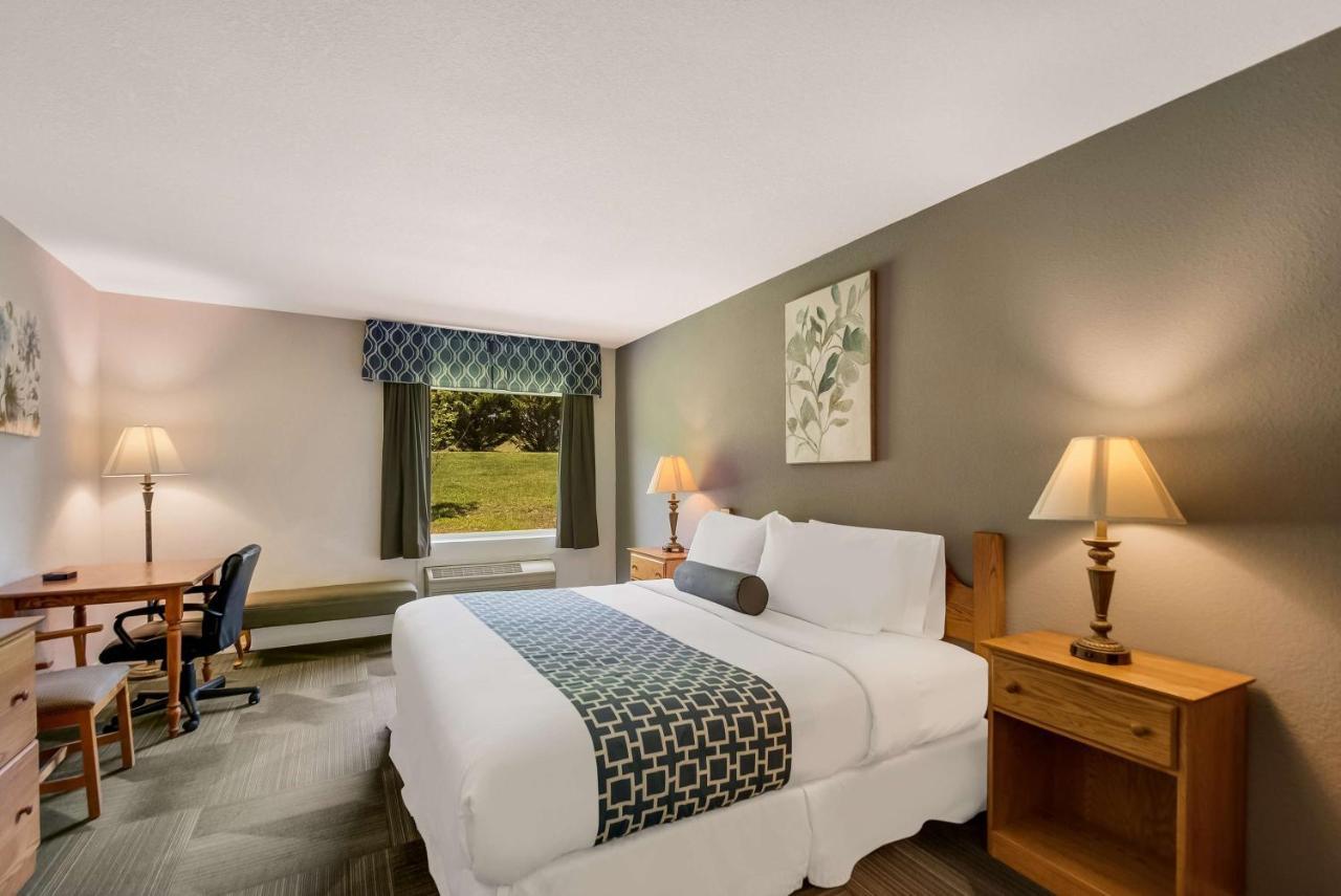 SureStay Plus Hotel by Best Western Berkeley Springs Exterior foto