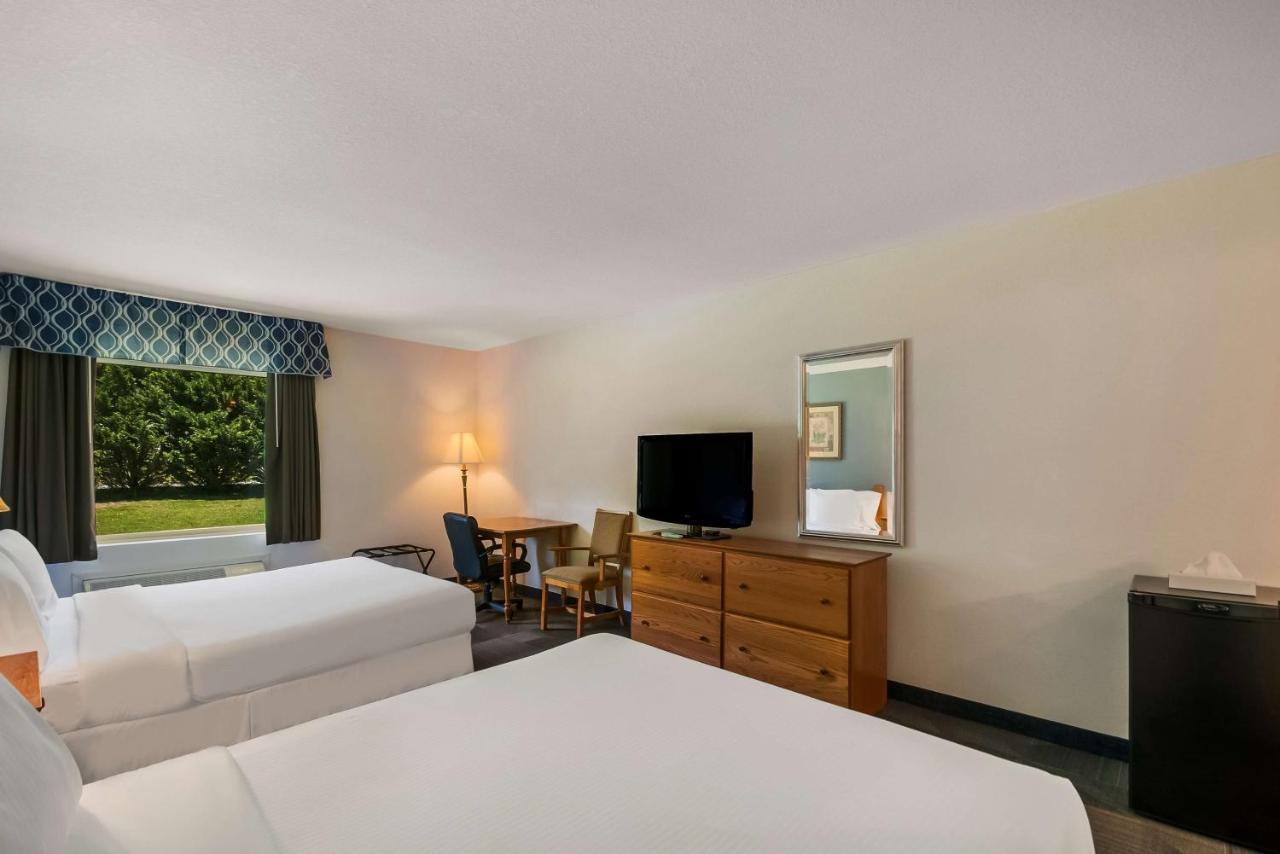 SureStay Plus Hotel by Best Western Berkeley Springs Exterior foto