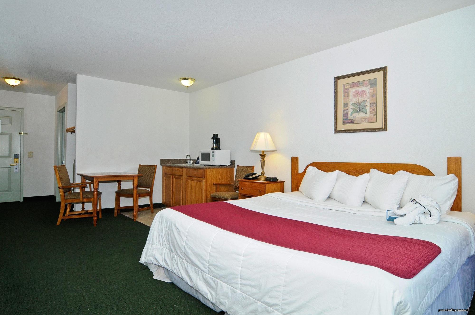 SureStay Plus Hotel by Best Western Berkeley Springs Zimmer foto