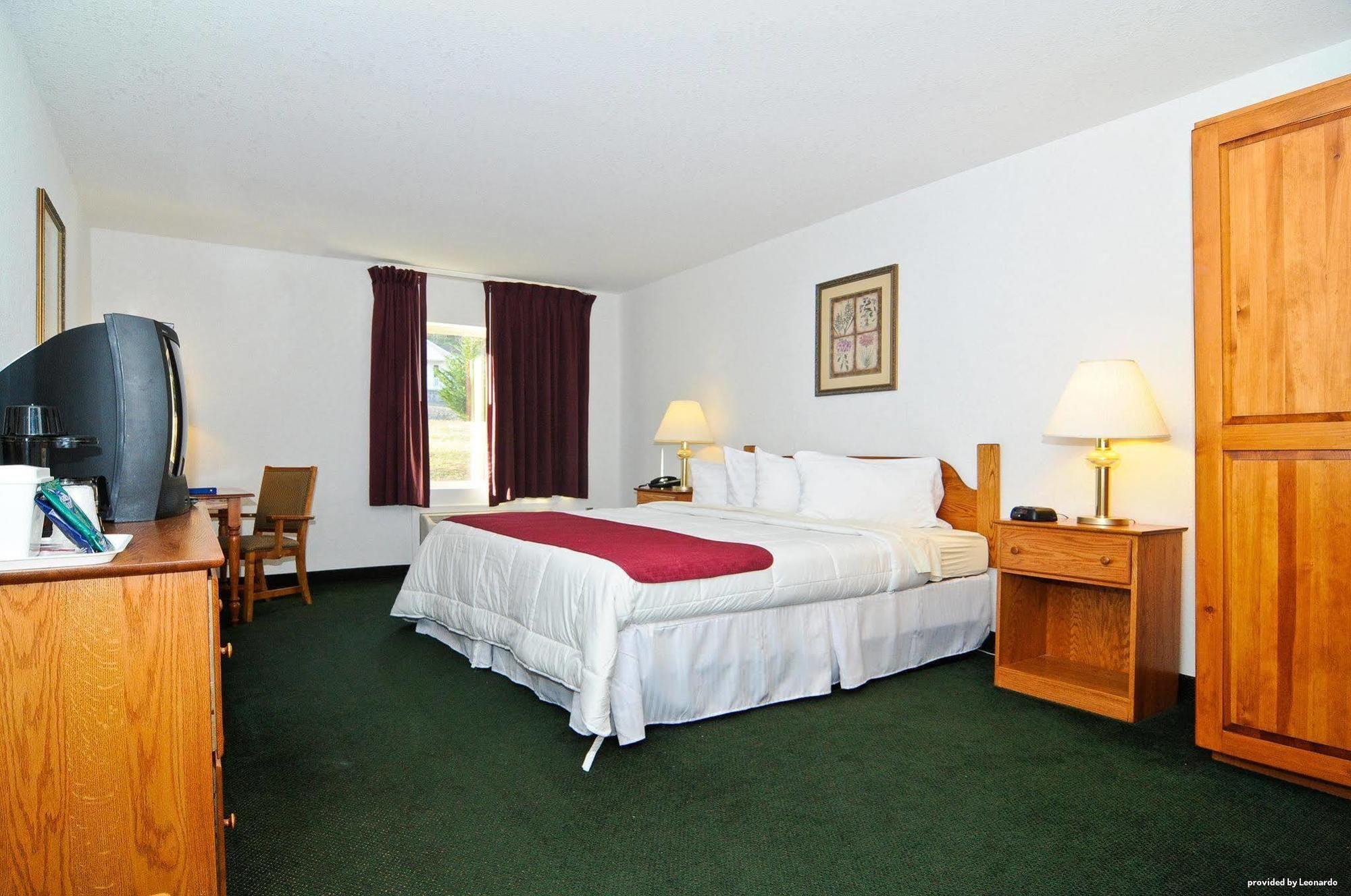 SureStay Plus Hotel by Best Western Berkeley Springs Zimmer foto